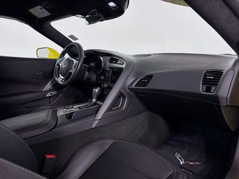 Used 2017 Chevrolet Corvette Stingray Convertible w/ 3LT Preferred Equipment Group RWD image 28