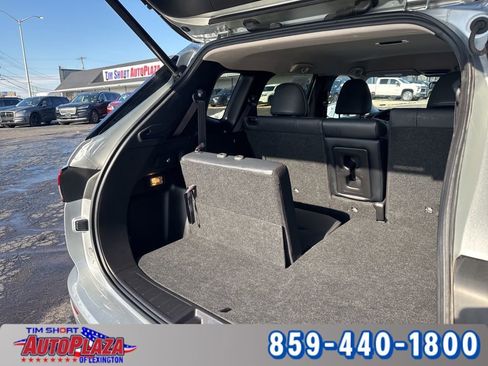 Used 2024 Mitsubishi Outlander SE Black Edition image 41