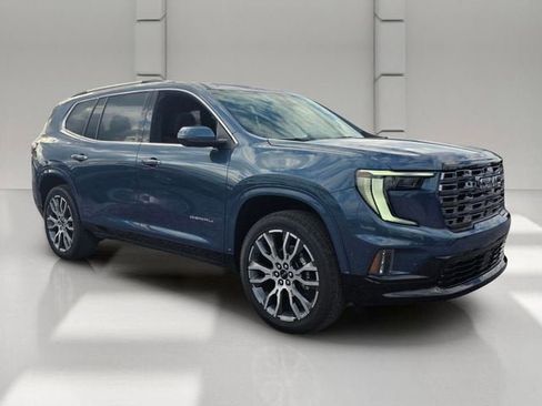 New 2026 GMC Acadia Denali Ultimate FWD image 7