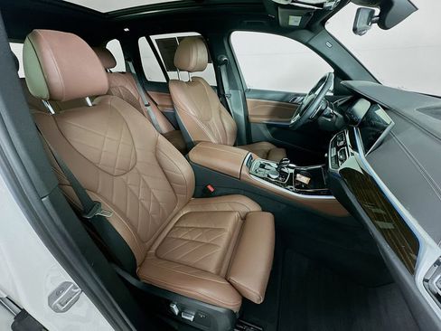 Used 2023 BMW X5 xDrive45e w/ Climate Comfort Package image 36