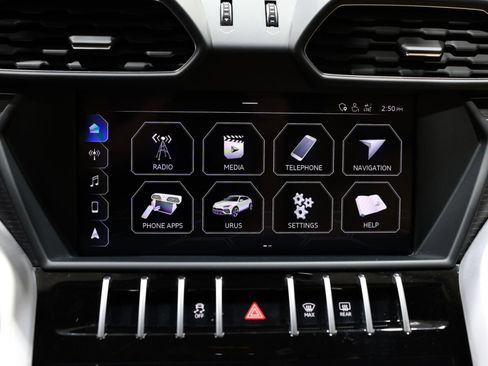 Used 2019 Lamborghini Urus AWD/4WD image 56