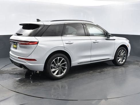 New 2026 Lincoln Corsair Grand Touring image 4