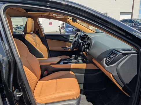 Used 2024 Lexus NX 350 AWD image 11