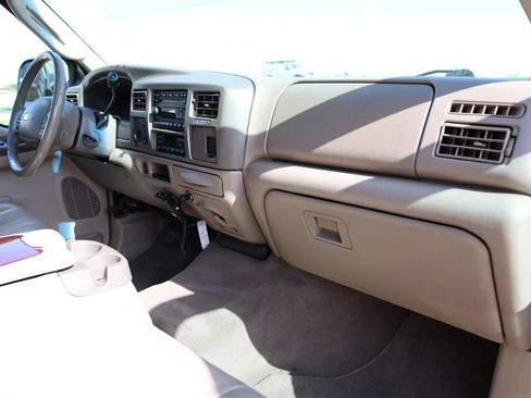 Used 2004 Ford Excursion Limited AWD/4WD image 43