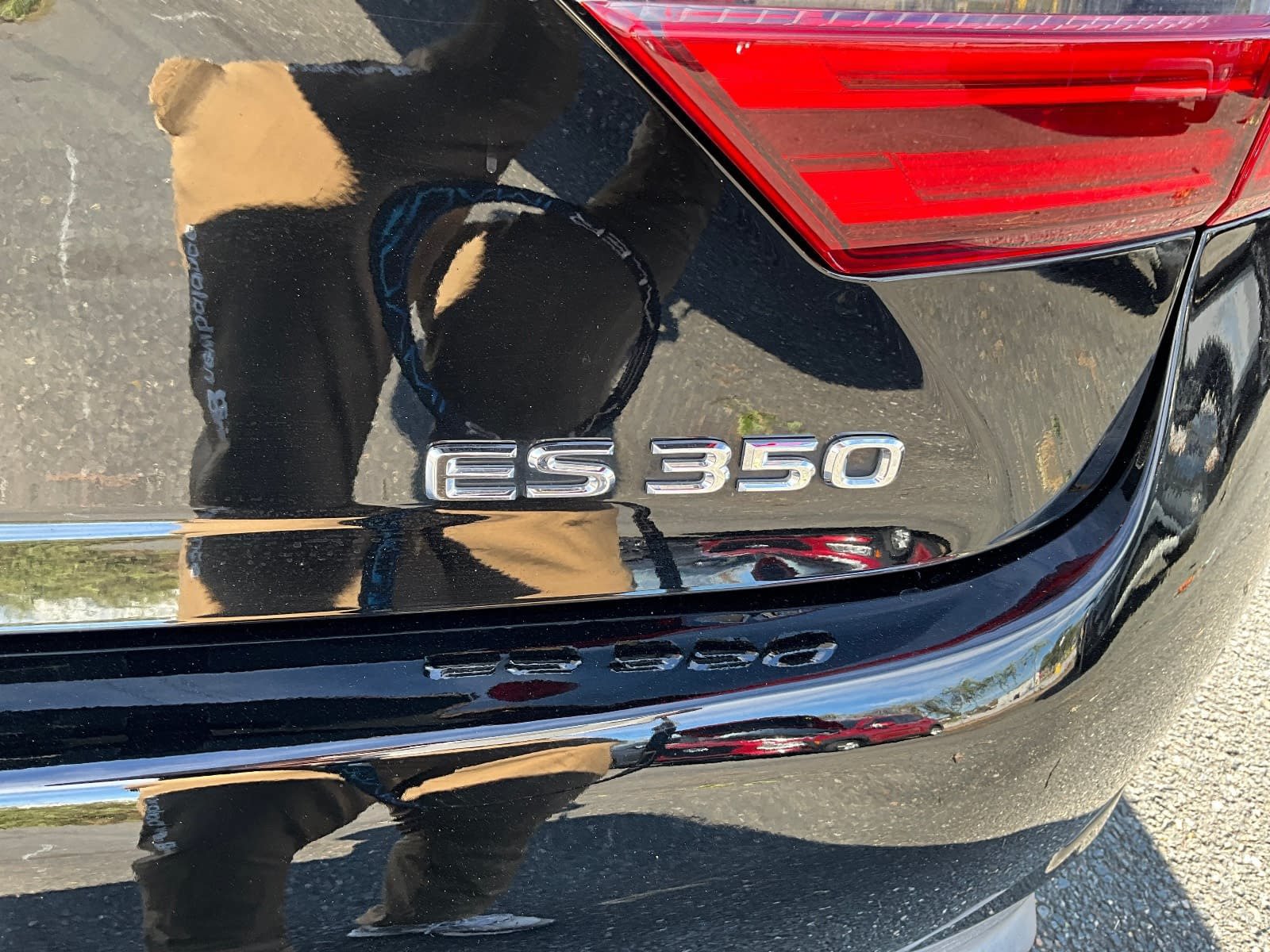 Used 2016 Lexus ES 350 w/ Luxury Package w/Wood Trim FWD image 20