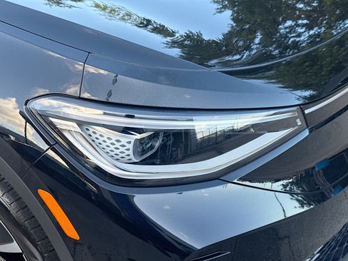 Used 2024 Volkswagen ID.4 S RWD image 35