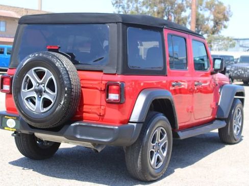 Used 2022 Jeep Wrangler Unlimited Sport AWD/4WD image 5