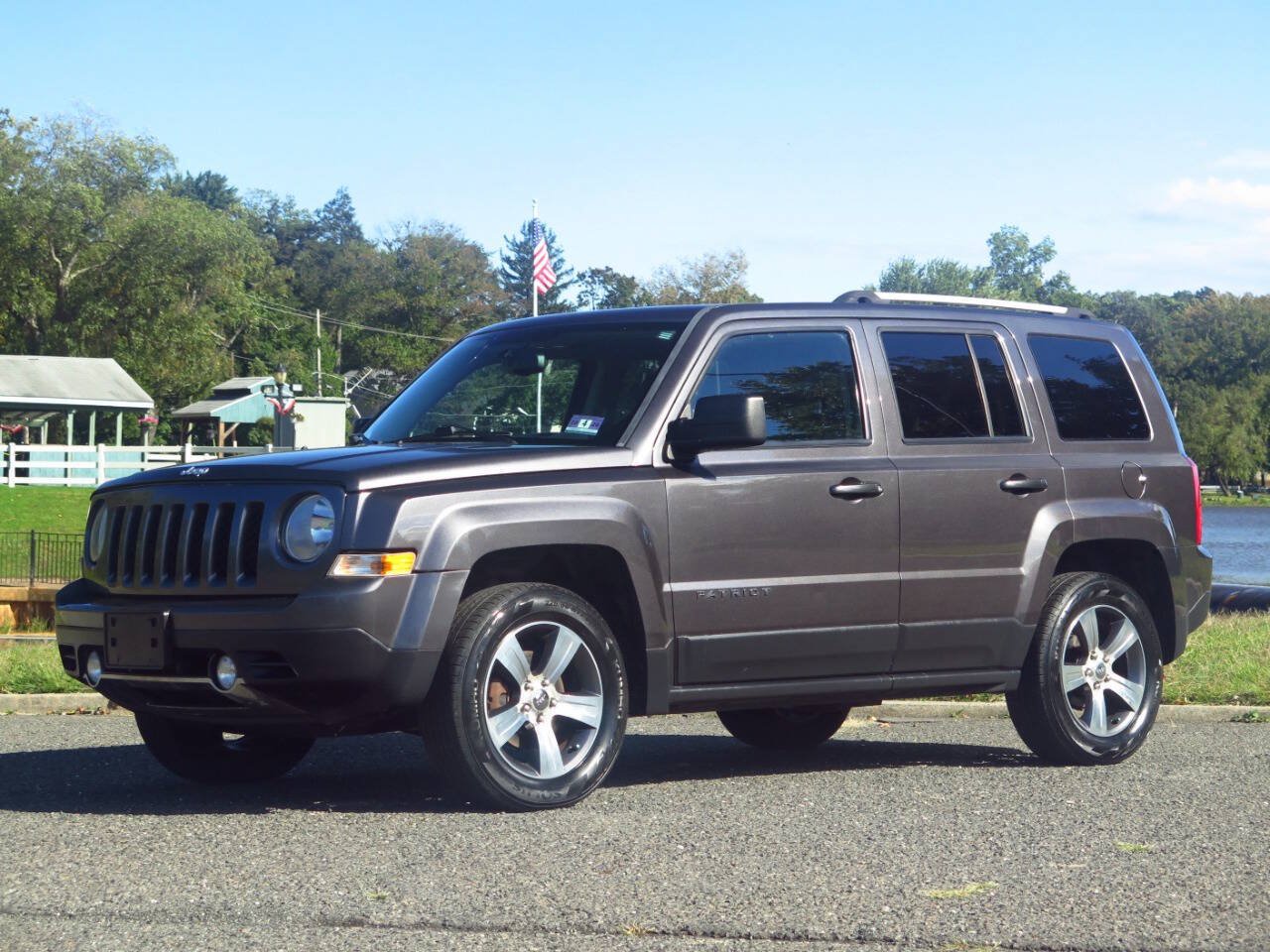 Used 2017 Jeep Patriot High Altitude AWD/4WD image 1
