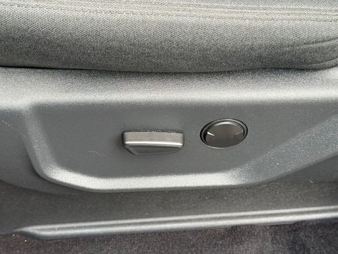 Used 2022 Ford Expedition XLT image 13