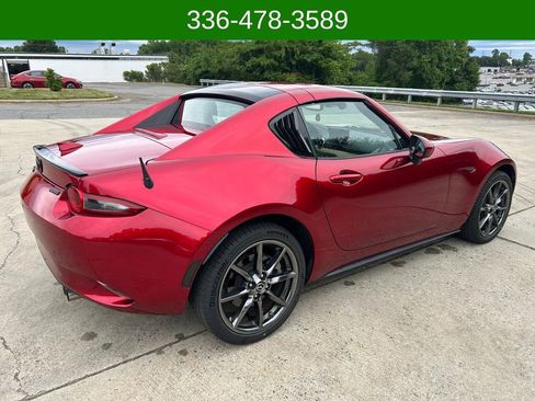 Used 2019 MAZDA MX-5 Miata RF Grand Touring RWD image 5