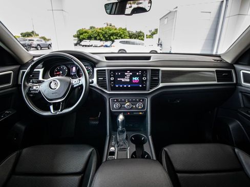 Used 2019 Volkswagen Atlas SE w/ Towing Package FWD image 25