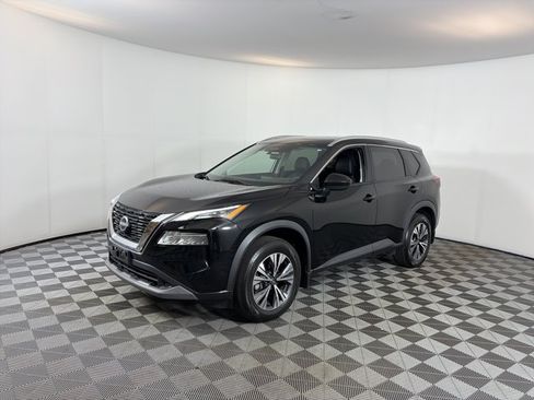 Certified 2023 Nissan Rogue SV w/ SV Premium B Package AWD/4WD image 2