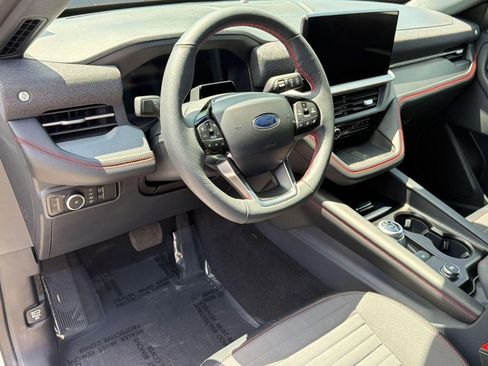 Used 2025 Ford Explorer ST-Line w/ Premium Package RWD image 4