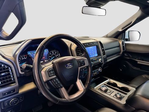Used 2021 Ford Expedition Max XLT image 11