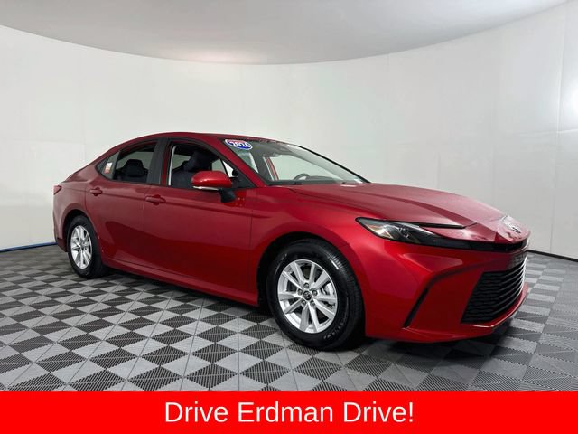 Used 2026 Toyota Camry LE w/ Convenience Package FWD image 1