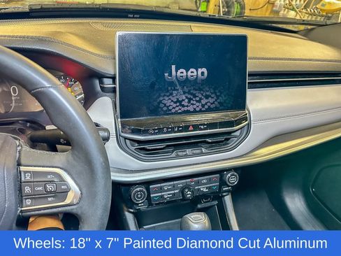 Used 2024 Jeep Compass Limited AWD/4WD image 12