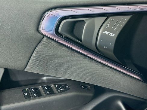 Used 2025 BMW X3 xDrive30i w/ Premium Package image 17