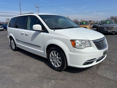 Used 2016 Chrysler Town & Country Touring