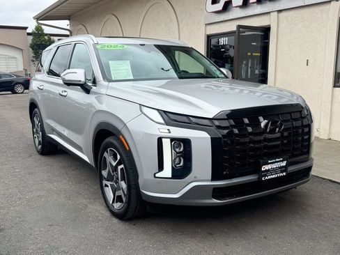 Used 2024 Hyundai Palisade Limited FWD image 1