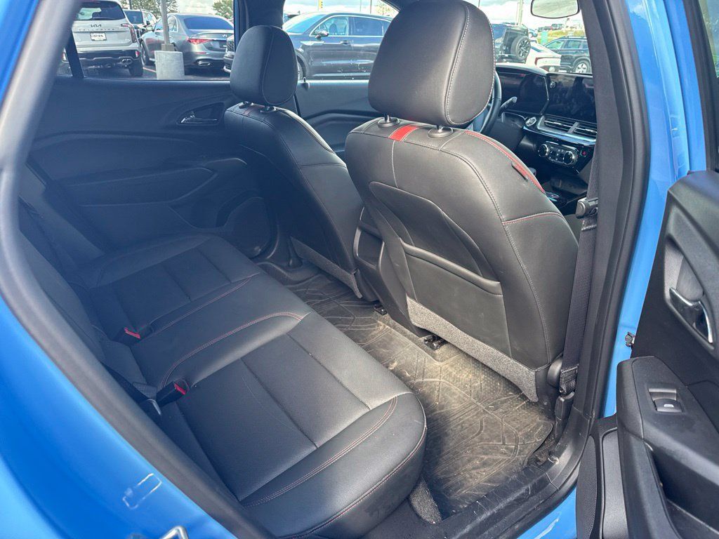 Used 2024 Chevrolet Trax RS w/ Driver Confidence Package FWD image 16