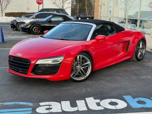 Used 2014 Audi R8 V10 w/ Full Leather Package image 8