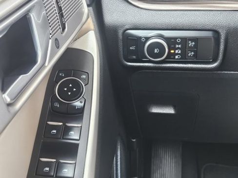 Certified 2023 Ford Explorer Limited image 23