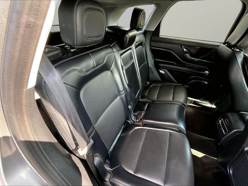 Used 2021 Lincoln Corsair AWD w/ Equipment Group 101A image 16