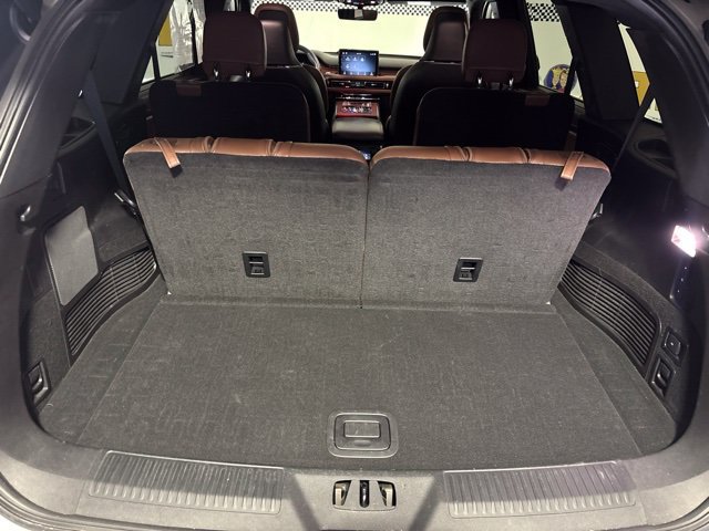 Used 2020 Lincoln Aviator Reserve w/ Equipment Group 202A AWD/4WD image 5