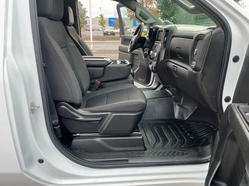 Used 2022 GMC Sierra 3500 Pro w/ Convenience Package image 25