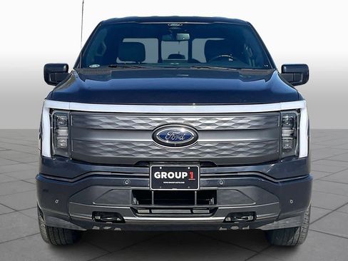 Used 2022 Ford F150 Lightning Lariat image 3