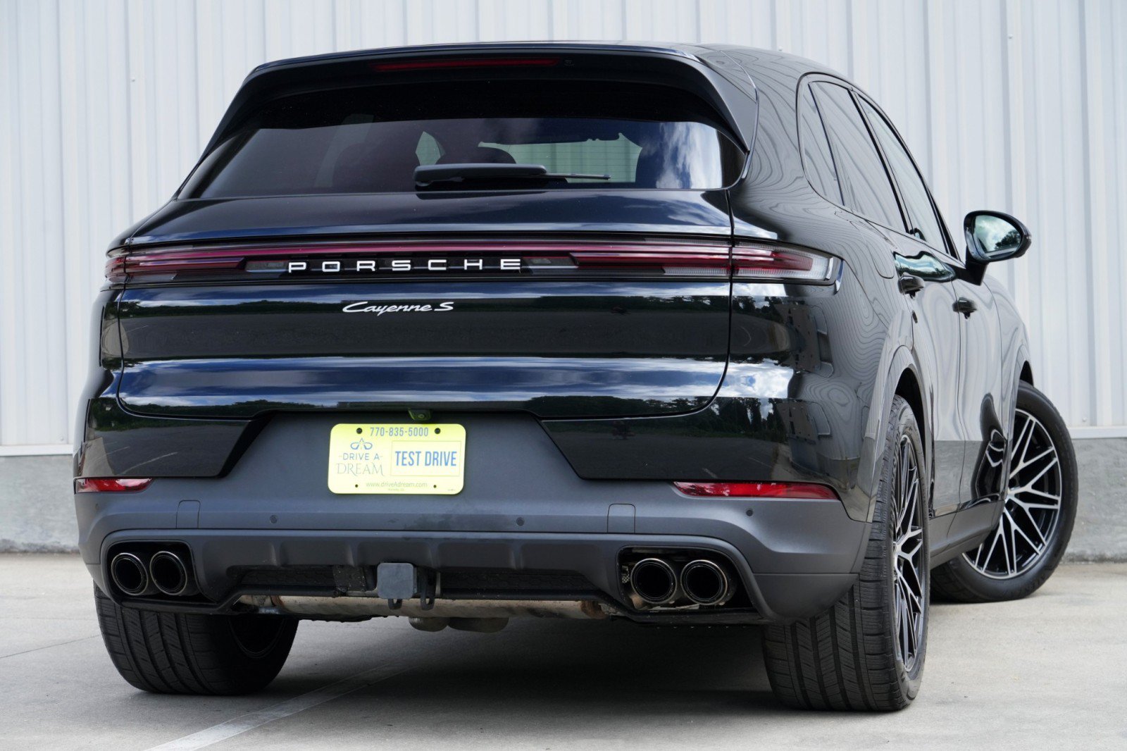 Used 2025 Porsche Cayenne S w/ Premium Package Plus AWD/4WD image 5