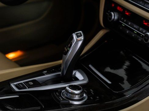 Used 2013 BMW 535i Sedan RWD image 26