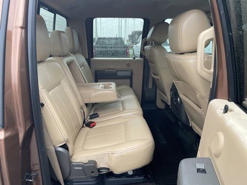Used 2012 Ford F350 Lariat image 16