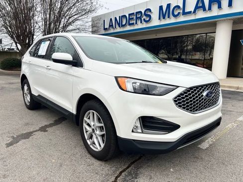 Used 2023 Ford Edge SEL w/ Convenience Package image 2