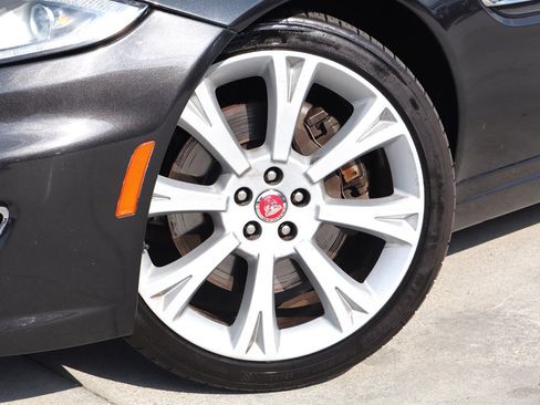 Used 2014 Jaguar XK Coupe RWD image 9
