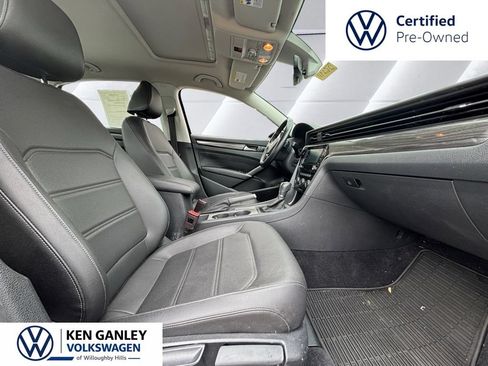 Used 2020 Volkswagen Passat 2.0T R-Line FWD image 14