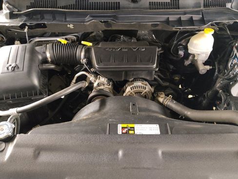 Used 2013 RAM 1500 Classic SLT image 30