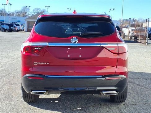 Certified 2024 Buick Enclave Premium image 4