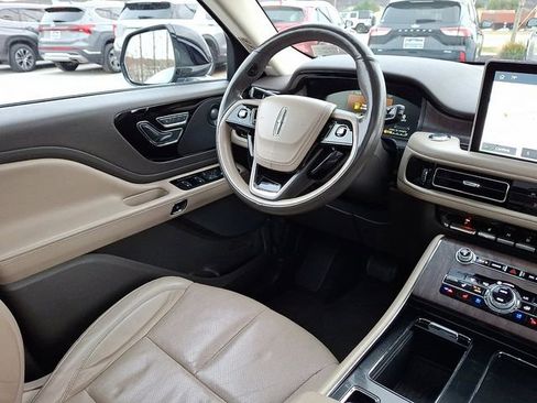 Used 2021 Lincoln Aviator Reserve w/ Elements Package Plus image 15