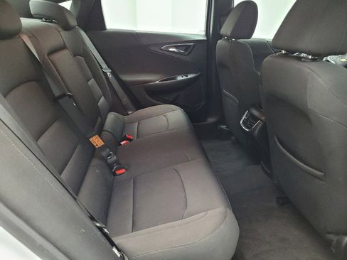 Used 2020 Chevrolet Malibu LT FWD image 19