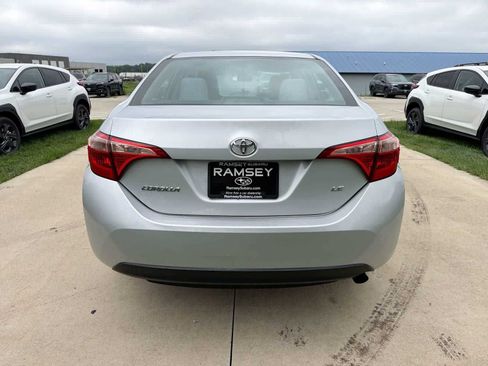 Used 2017 Toyota Corolla LE FWD image 5