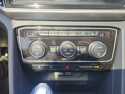 Used 2019 Volkswagen Atlas SEL Premium AWD/4WD image 17