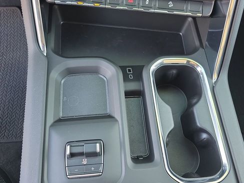 New 2025 GMC Sierra 2500 Denali w/ Denali Reserve Package image 17