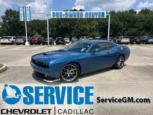 Used 2022 Dodge Challenger GT RWD image 1