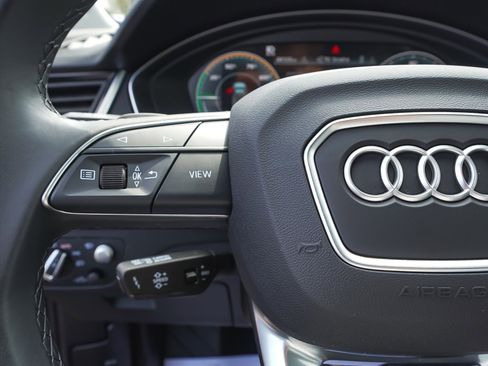 Used 2024 Audi Q5 e Prestige w/ Prestige Package AWD/4WD image 18