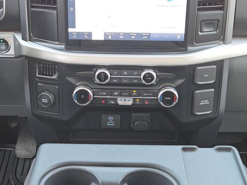 Used 2023 Ford F150 XLT w/ Equipment Group 302A High image 19