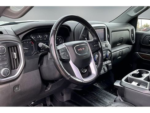Used 2020 GMC Sierra 1500 SLT w/ X31 Off-Road Package image 17