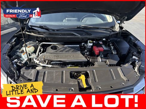 Used 2024 Nissan Rogue SV FWD image 9