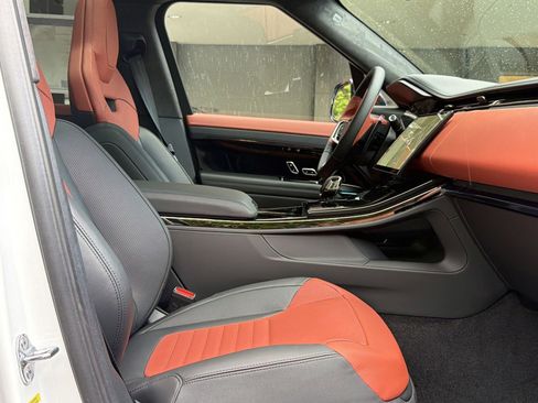 New 2026 Land Rover Range Rover Sport SV AWD/4WD image 31