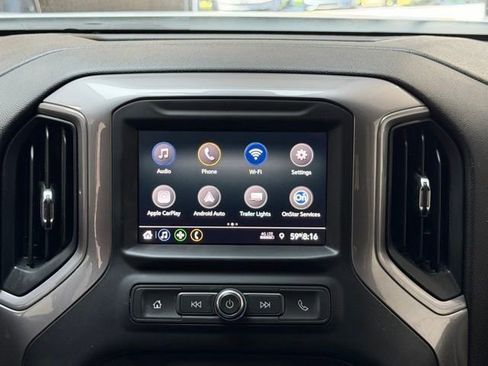 Used 2022 Chevrolet Silverado 2500 Custom w/ Custom Value Package AWD/4WD image 12